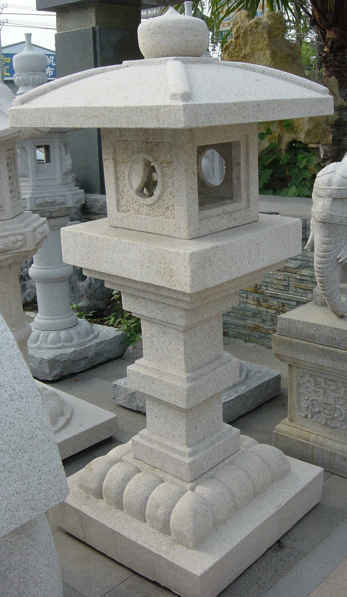 永德寺石燈 – 筌盛石材有限公司